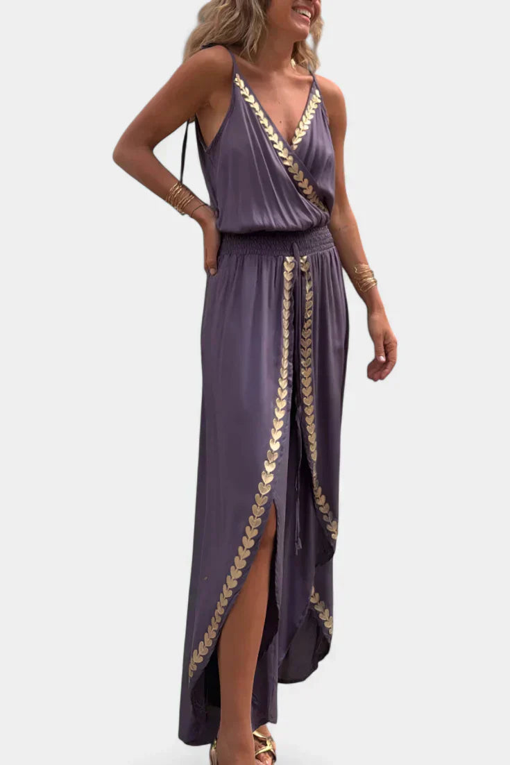 Mono Donatila elegante con detalles dorados - NuaBy