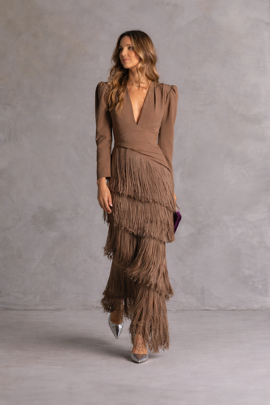 Selene | Vestido midi elegante de flecos
