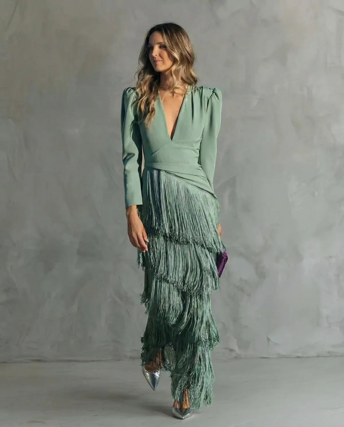 Selene | Vestido midi elegante de flecos