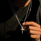 Dúo de collares con cruz clásica