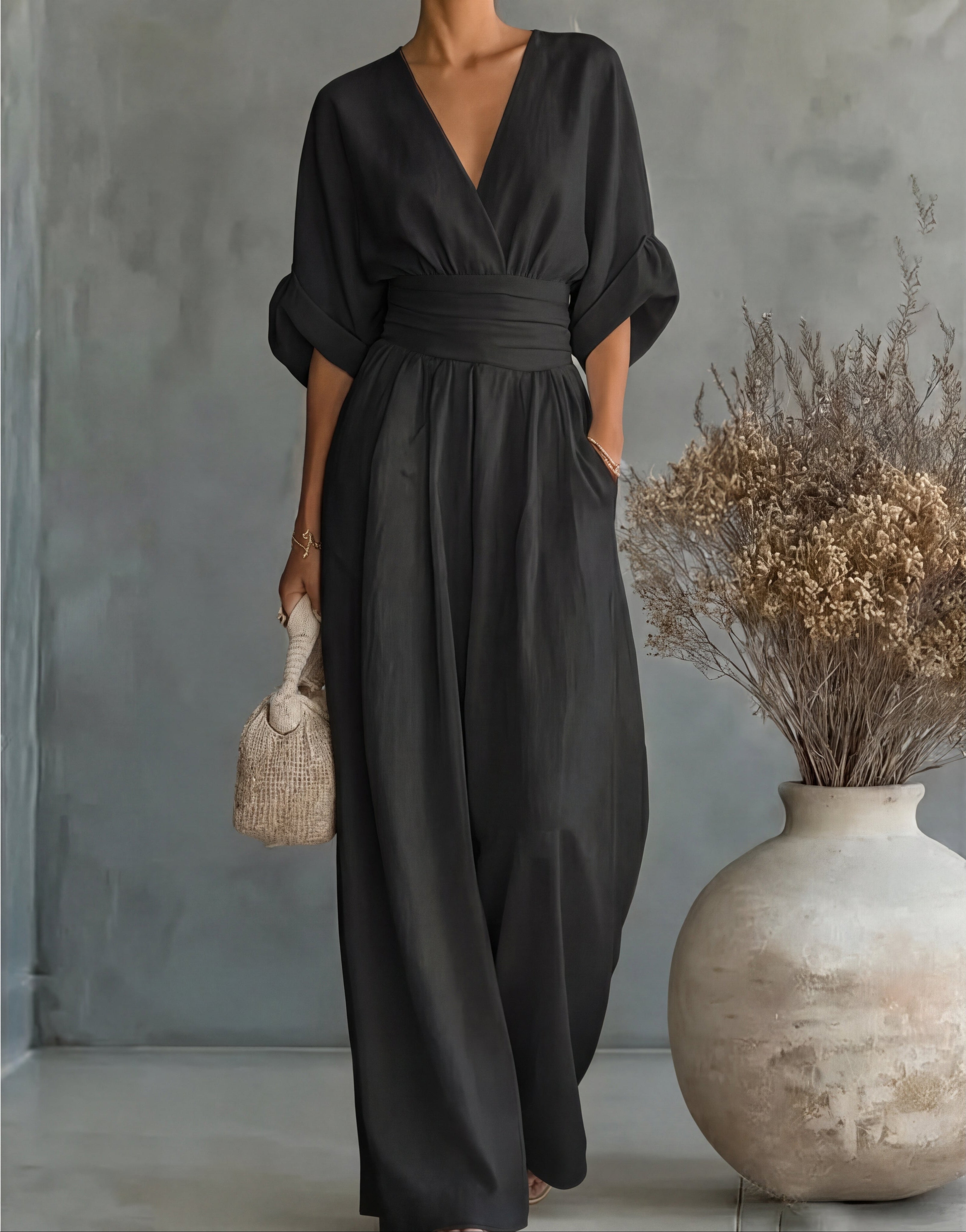 DANIELA - MONO ELEGANTE DE ESCOTE EN V Y PIERNA ANCHA