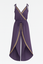 Mono Donatila elegante con detalles dorados - NuaBy