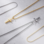 Dúo de collares con cruz clásica